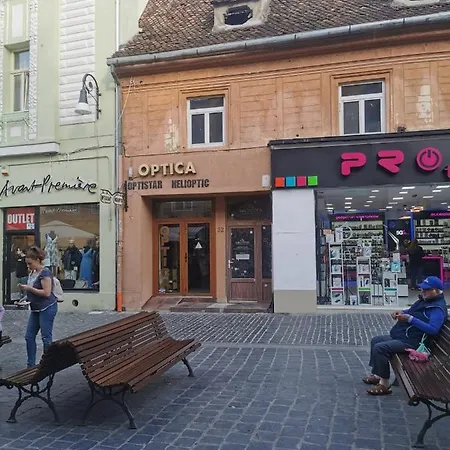Petit * Brasov